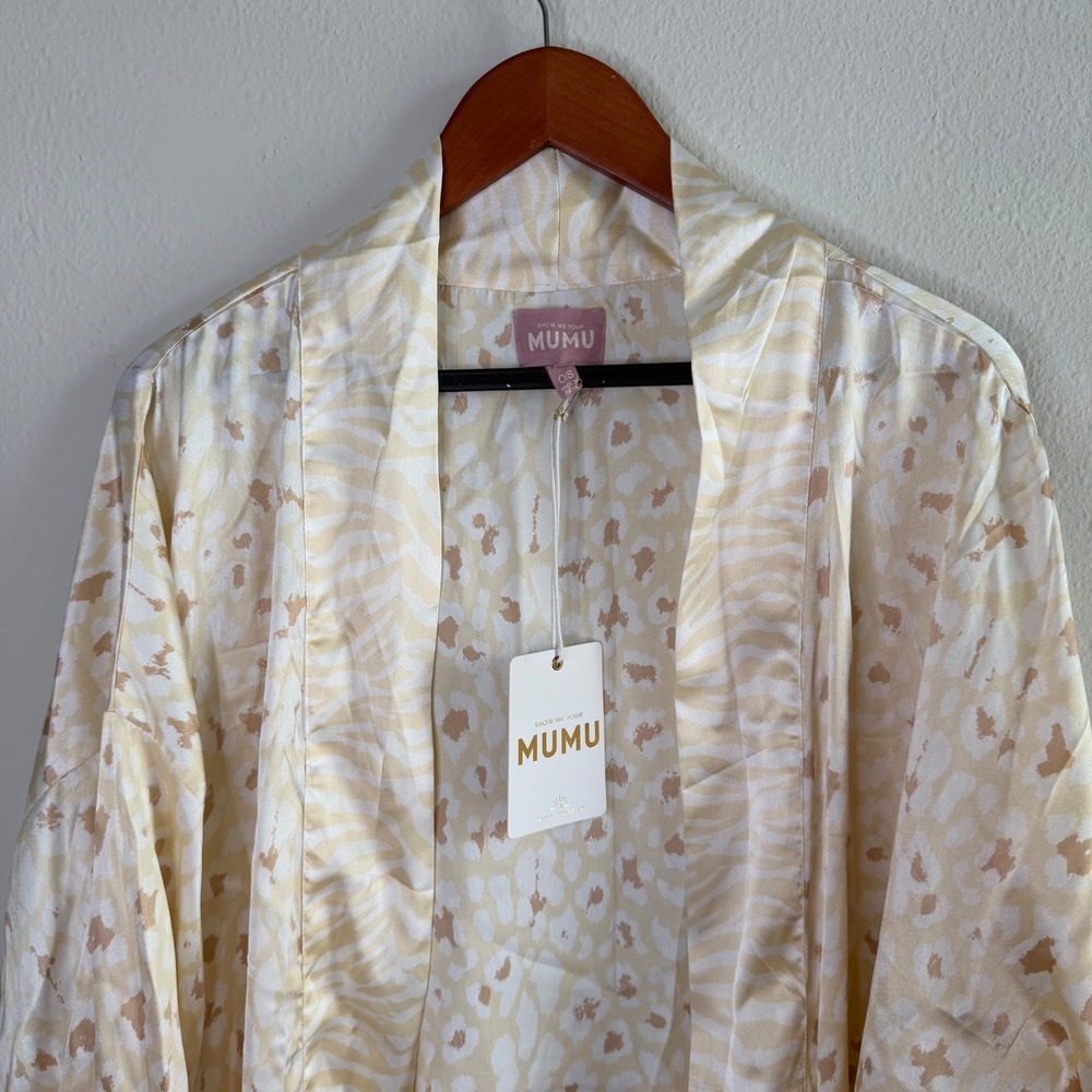 Show Me Your Mumu x Curateur Harlow Robe NWT One Size Missing Belt Ivory‎ - Picture 4 of 14